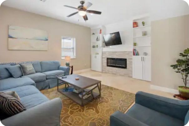 Fireplace, Interior, Living room