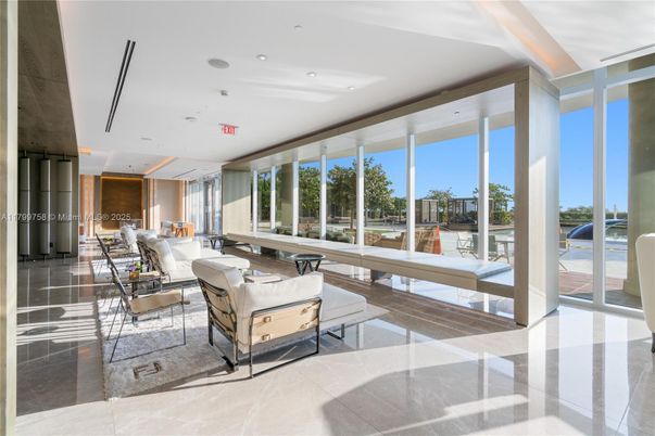 Interior, Living room, Recessed Lighting, Water