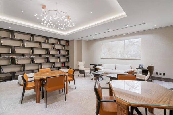 Dining room, Interior, Living room, Pendant Lights, Recessed Lighting