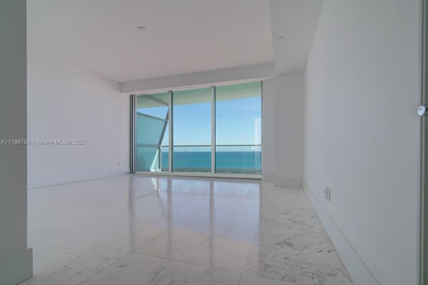 Empty room, Interior, Marble, Water
