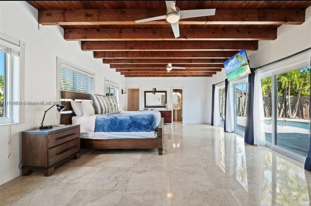 Bedroom, Interior, Wooden Beams, Wooden Ceilings