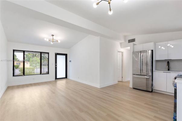 Empty room, Interior, Kitchen, Wood Texture Flooring