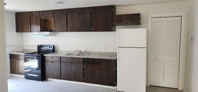 Interior, Kitchen