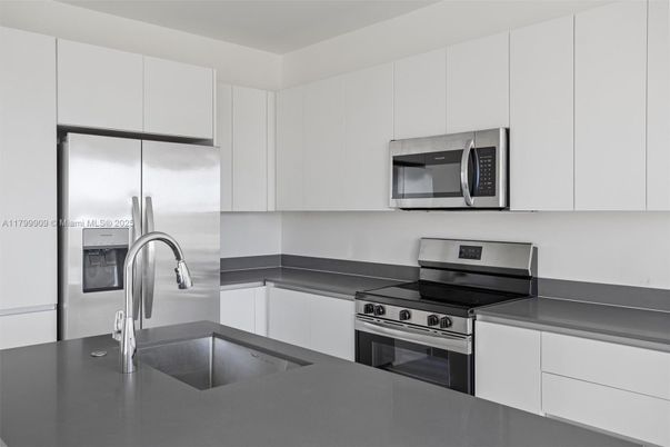Interior, Kitchen, Stainless Steel Appliances
