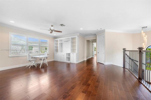 Dining room, Interior, Pendant Lights, Recessed Lighting, Wood Texture Flooring