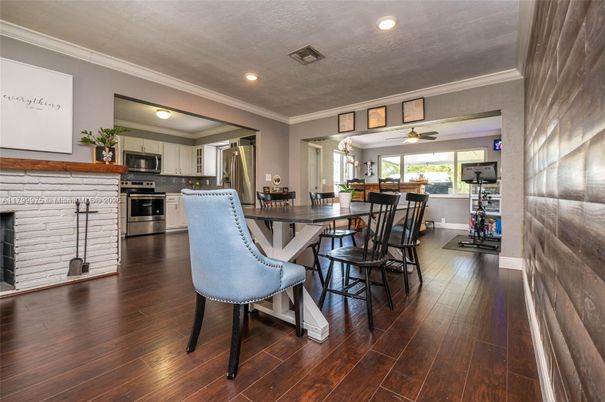 Dining room, Interior, Kitchen, Recessed Lighting, Stainless Steel Appliances, Wood Texture Flooring