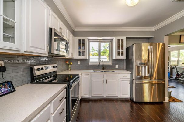 Interior, Kitchen, Stainless Steel Appliances, Wood Texture Flooring