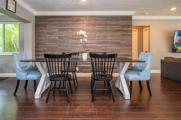 Dining room, Interior, Recessed Lighting, Wood Texture Flooring, Wooden Walls