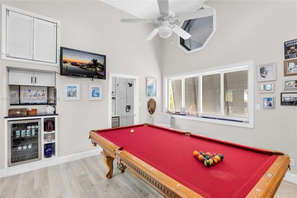 Billiard Table, Game Room, Interior, Wood Texture Flooring