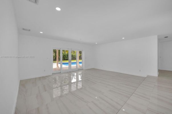Empty room, Interior, Marble, Recessed Lighting