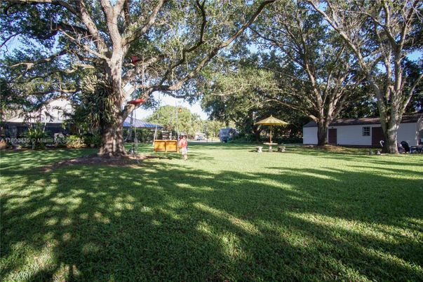 Backyard, Exterior, Playground