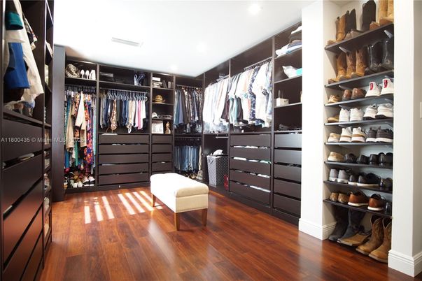 Interior, Recessed Lighting, Walk-in Closets, Wood Texture Flooring