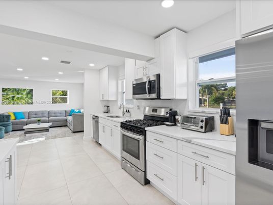 Interior, Kitchen, Living room, Recessed Lighting, Stainless Steel Appliances