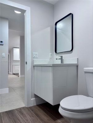 Bathroom, Interior, Recessed Lighting, Wood Texture Flooring
