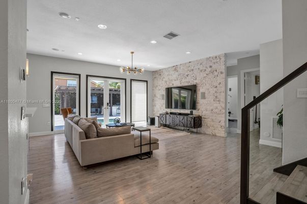Interior, Living room, Pendant Lights, Recessed Lighting, Stone Walls, Wood Texture Flooring