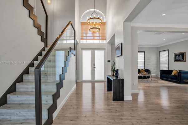 Interior, Pendant Lights, Recessed Lighting, Wood Texture Flooring