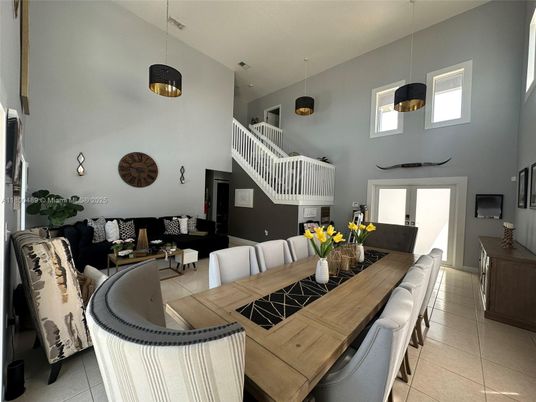 Dining room, Interior, Living room, Pendant Lights
