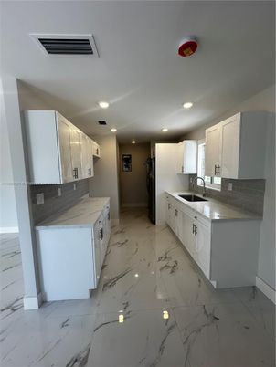 Interior, Kitchen, Marble, Recessed Lighting