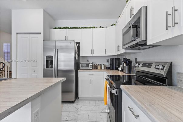 Interior, Kitchen, Marble, Stainless Steel Appliances