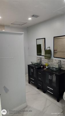 Bathroom, Dual Sink Vanities, Interior, Marble, Recessed Lighting