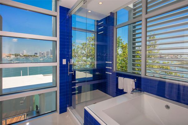 Bathroom, Glass Shower, Interior, Water