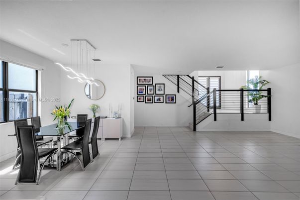 Dining room, Interior, Pendant Lights
