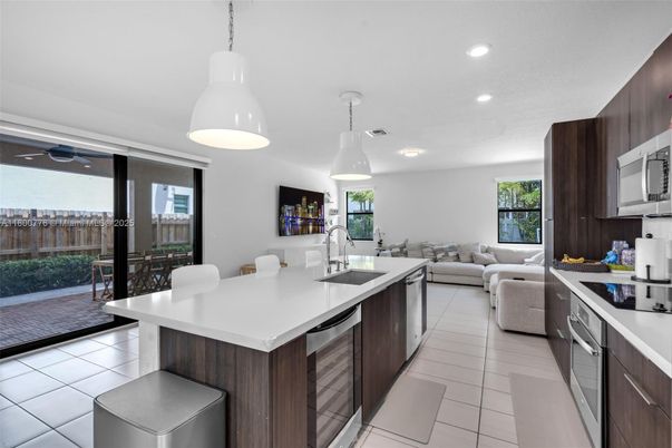 Dining room, Interior, Kitchen, Living room, Pendant Lights, Recessed Lighting
