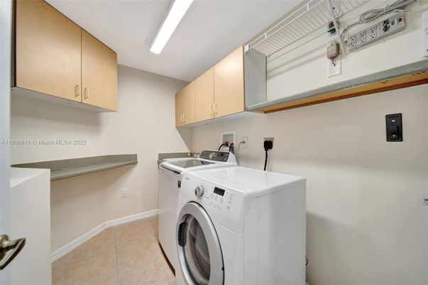 Interior, Washer