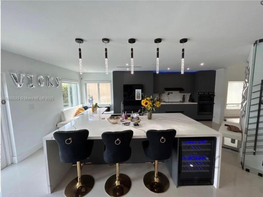Interior, Kitchen, Pendant Lights, Recessed Lighting