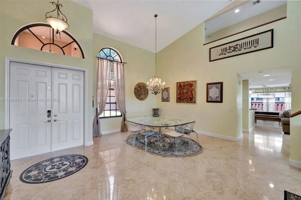 Chandelier, Dining room, Interior, Pendant Lights, Recessed Lighting