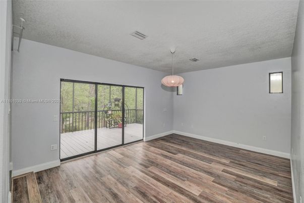 Empty room, Interior, Pendant Lights, Wood Texture Flooring