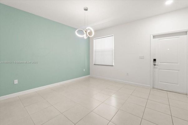 Empty room, Interior, Pendant Lights, Recessed Lighting