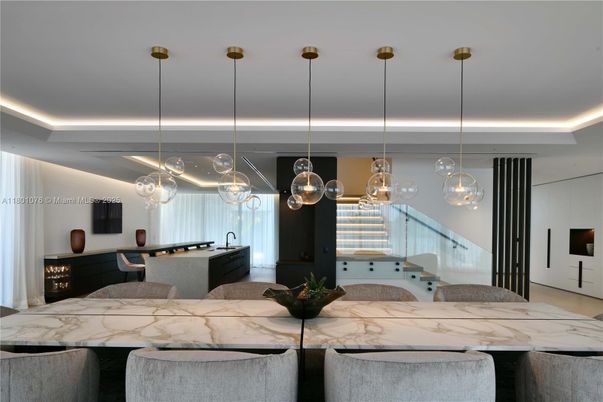 Dining room, Interior, Pendant Lights