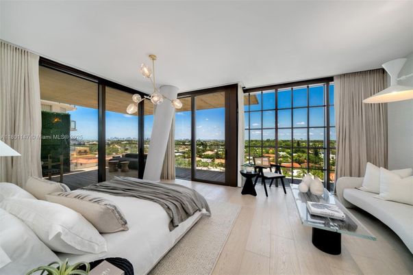 Bedroom, Interior, Living room, Pendant Lights, Wood Texture Flooring