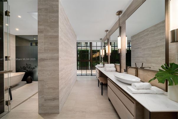 Bathroom, Dual Sink Vanities, Interior, Pendant Lights, Recessed Lighting