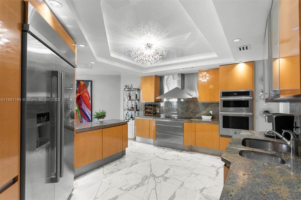 Chandelier, Interior, Kitchen, Marble, Recessed Lighting, Stainless Steel Appliances