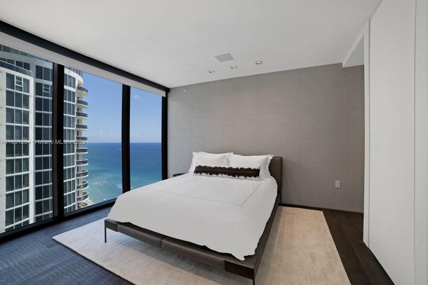 Bedroom, Interior, Recessed Lighting, Water, Wood Texture Flooring