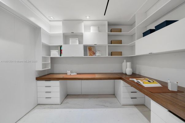 Home Office, Interior, Marble, Recessed Lighting