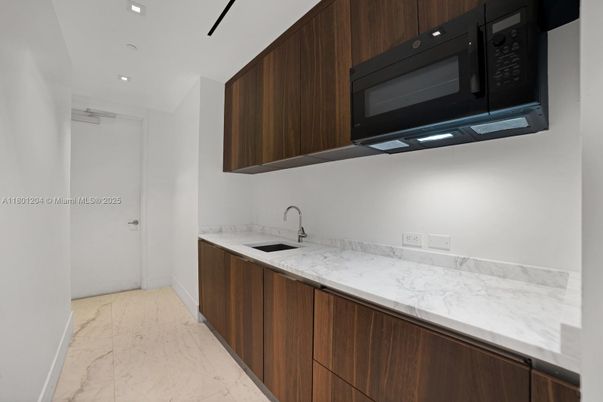 Interior, Kitchen, Marble, Recessed Lighting
