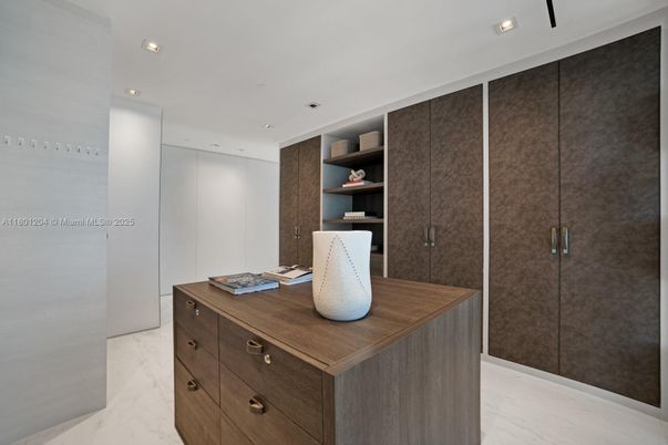 Home Office, Interior, Marble, Recessed Lighting