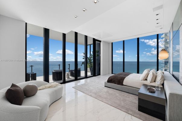 Bedroom, Interior, Marble, Recessed Lighting, Water