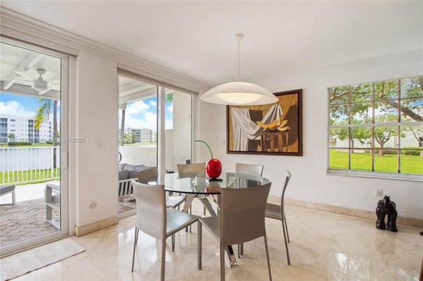 Dining room, Interior, Pendant Lights, Water