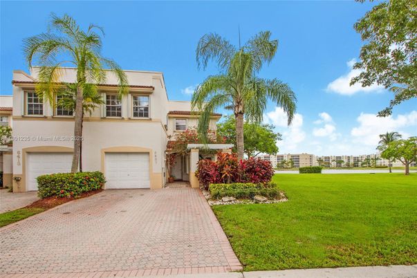 Attached, Backyard, Exterior, Facade, Mediterranean