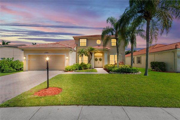 Attached, Backyard, Exterior, Facade, Mediterranean