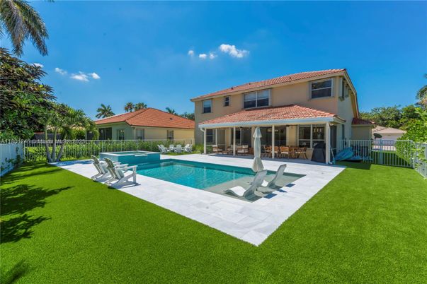 Backyard, Exterior, Pool
