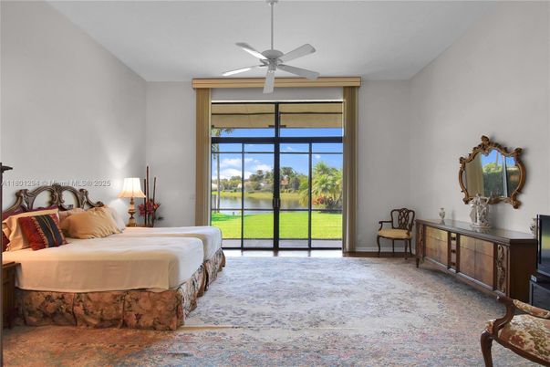 Bedroom, Interior, Water