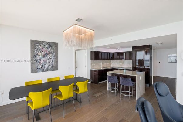 Chandelier, Dining room, Interior, Kitchen, Recessed Lighting, Wood Texture Flooring