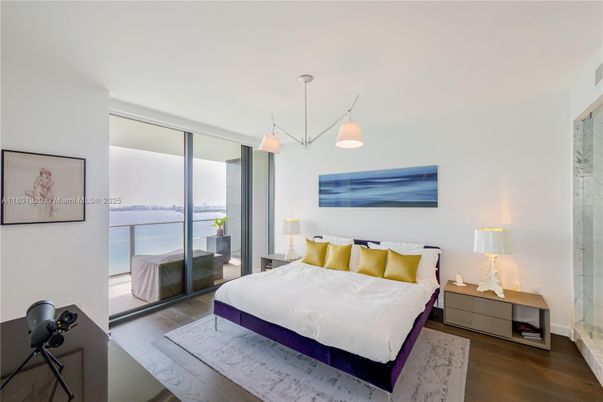 Bedroom, Interior, Pendant Lights, Water, Wood Texture Flooring