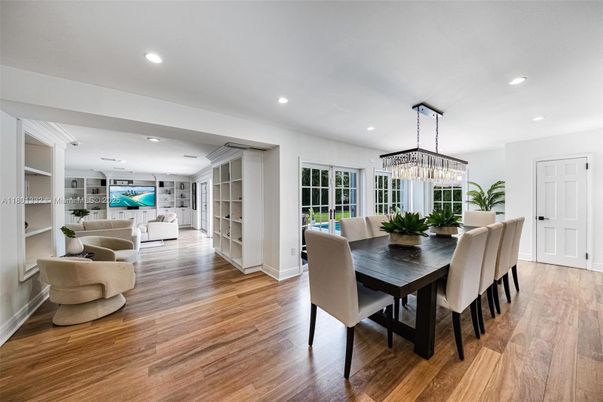 Chandelier, Dining room, Interior, Living room, Recessed Lighting, Wood Texture Flooring