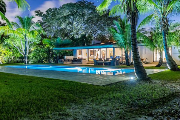 Backyard, Exterior, Pool